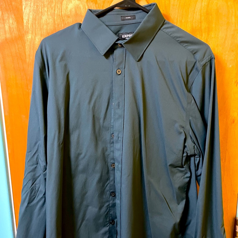 Express Men’s Performance Dress Shirt (Slim fit, Size M)